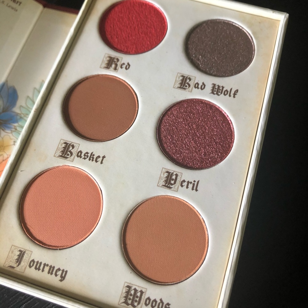 ❗️Storybook Cosmetics - Little Red Riding Hood - Picture 3 of 7